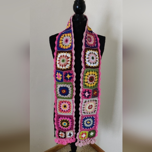 Handmade Crochet Women's Scarf - Picture 5 of 16